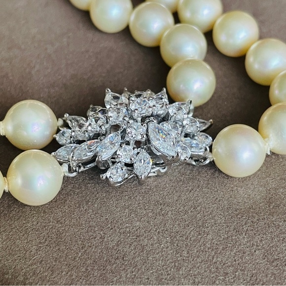 Vintage Fantasia By DeSerio Double Strand Simulated Pearl Necklace With … - Picture 10 of 15